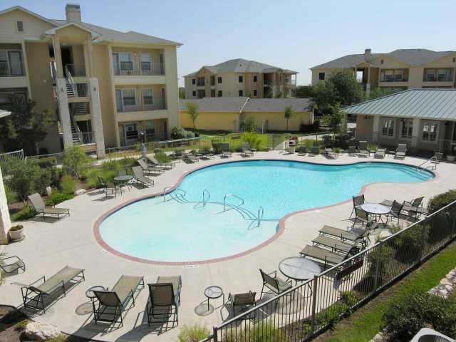 Foto del edificio - 2320 Gracy Farms Ln