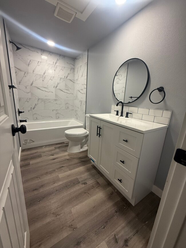 Building Photo - 5090 E Huntsville Rd