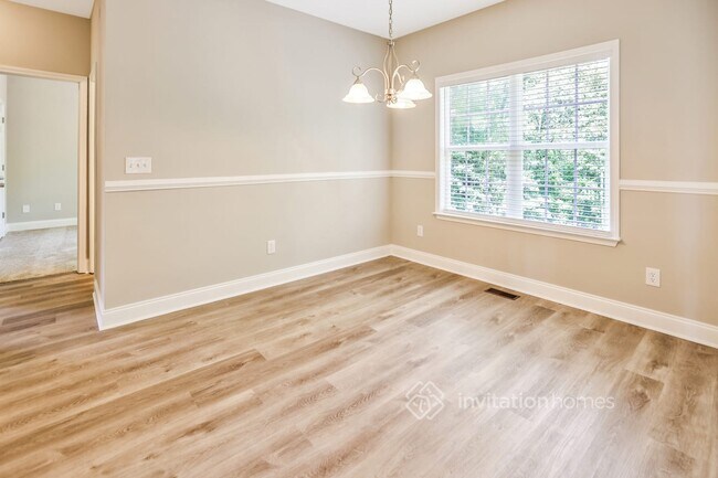 Foto del edificio - 8315 Mossybrook Ln