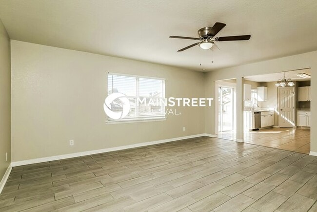 Building Photo - 609 Lyndsey Ln