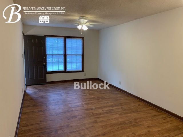 Foto del edificio - 5532 Goodwick Way NW