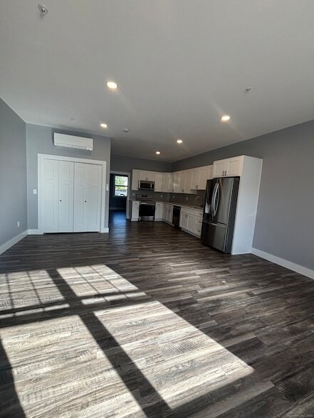 Photo - 303 Norwich-New London Turnpike House