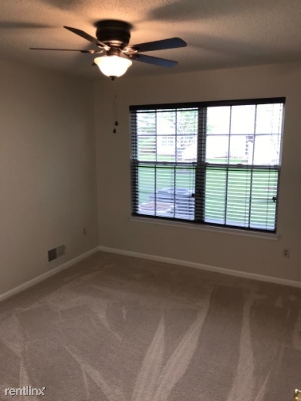 Building Photo - 2 br, 2 bath Condo - 1924 Delancey Street