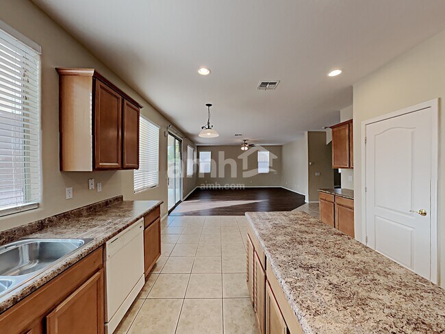 Building Photo - 17015 W Ipswitch Way