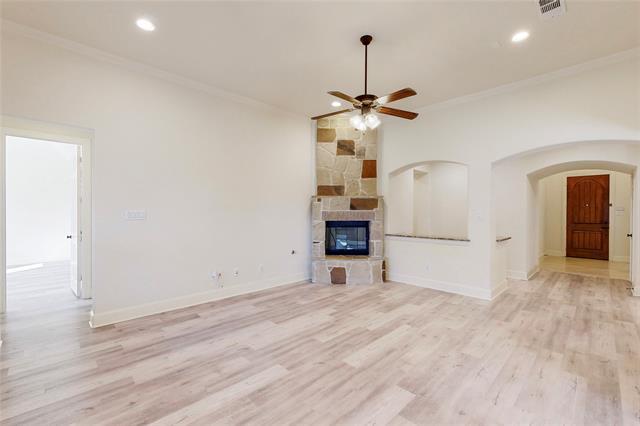 Building Photo - 705 Quail Creek Dr