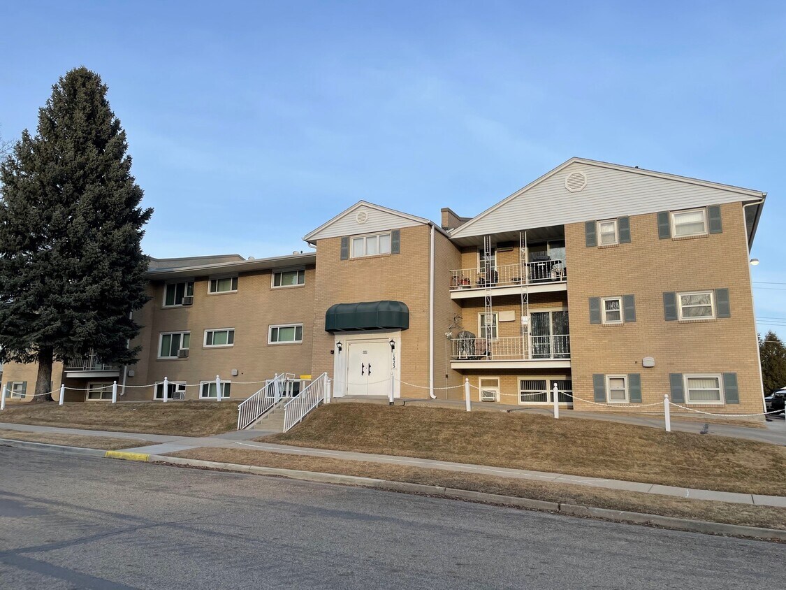 1423 N 20th St Unit Apt 21, Bismarck, ND 58501 1423 N 20th St