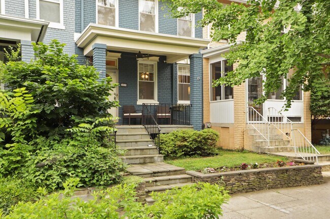 Foto del edificio - 1813 Bay St SE