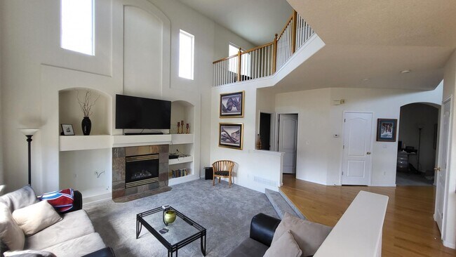 Building Photo - Wonderful home located in Broomfield with ...