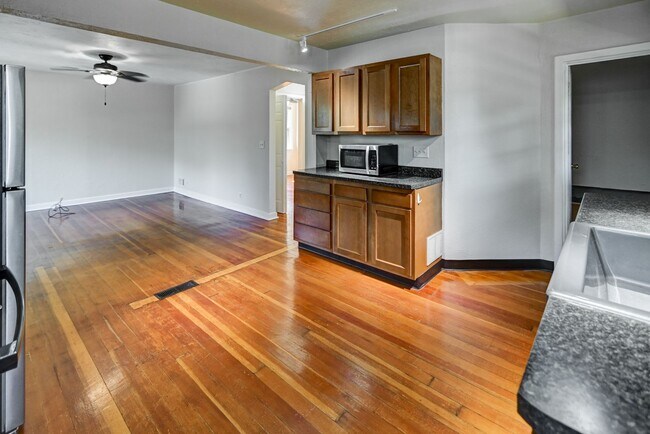 Foto del edificio - 1404 Wyldhaven Ave