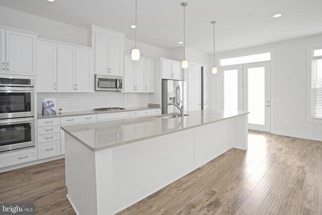 Foto del edificio - 44734 Roosevelt Sq