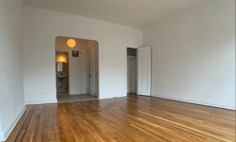 Building Photo - 38 E 81st St
