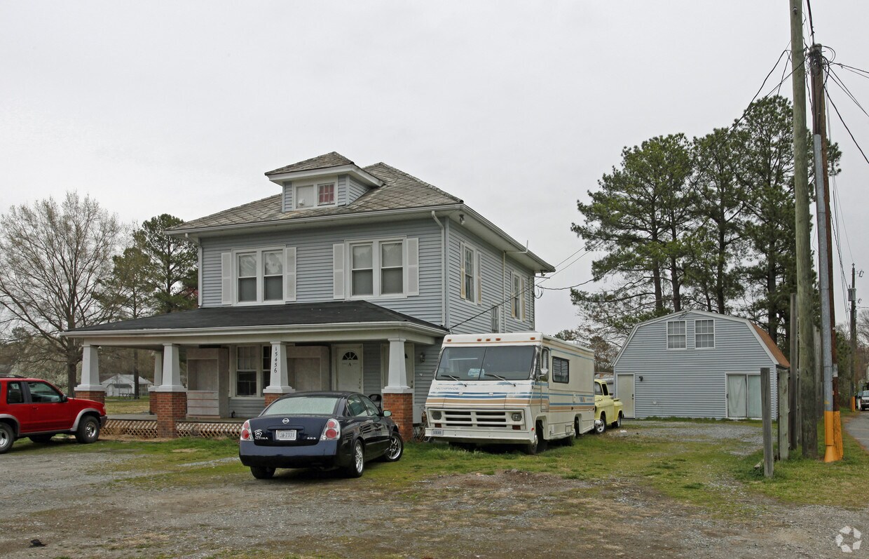 Foto del edificio - Fred's Apartments