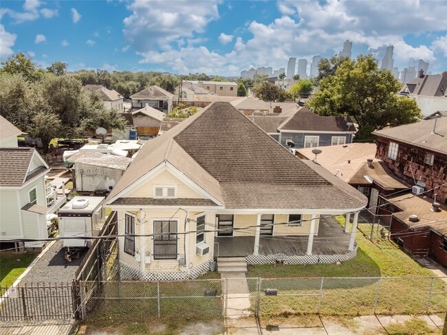 Foto del edificio - 1414 Campbell St