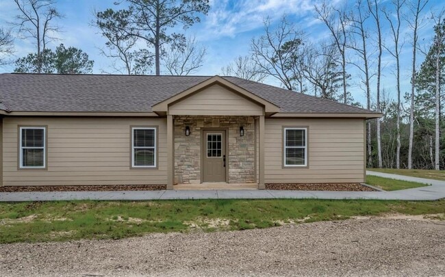 Building Photo - 255 Old Israel Rd