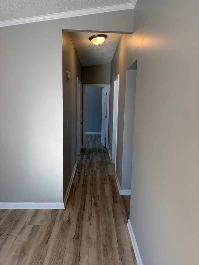 Building Photo - 509 N Madison St