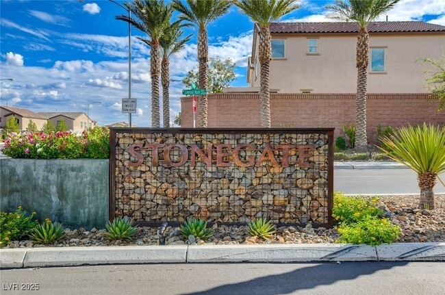 Foto del edificio - 864 Royal Amethyst Way