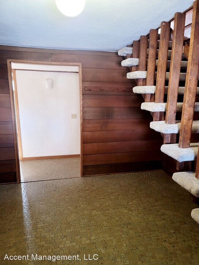 Foto del edificio - 5 br, 2 bath House - 1805 Waunona Way