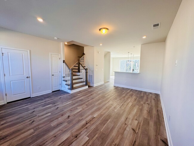 Family room - 15313 Ballancroft Pky