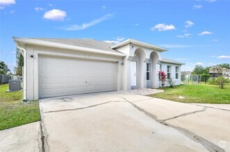 Building Photo - 650 Mesilla Dr