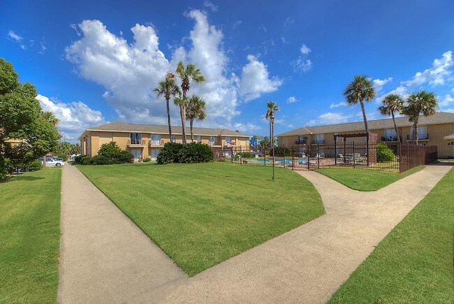 Foto del edificio - ASHTON PLACE APARTMENTS