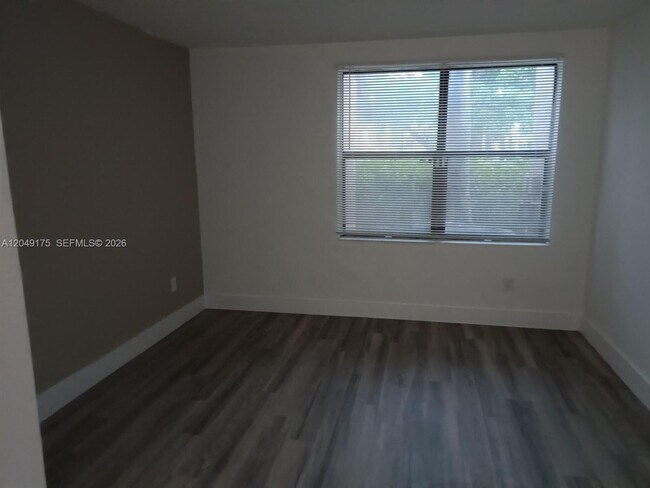 Building Photo - 4401 W McNab Rd