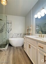 Building Photo - 817 Peachy Canyon Cir