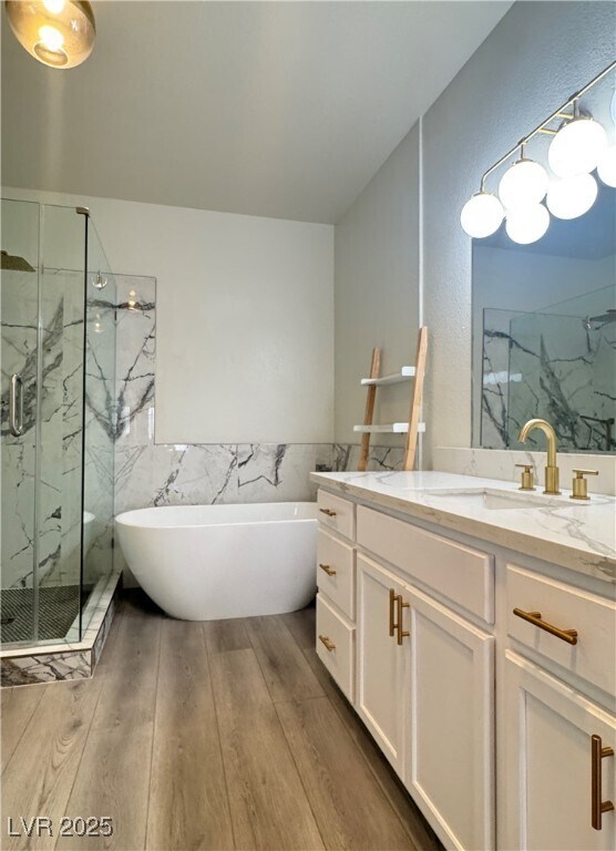 Foto principal - 817 Peachy Canyon Cir