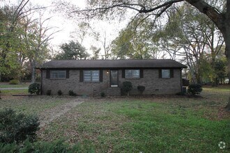 Building Photo - 1537 Sumner Dr