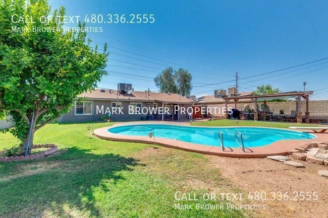 Photo - 8117 N 12th St House