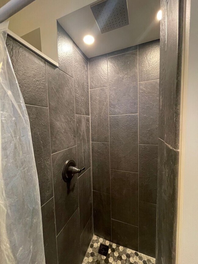Foto del edificio - Ideal for students or faculty - 1 Bed 1 Ba...
