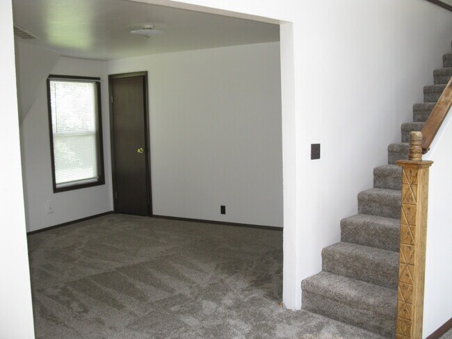 Building Photo - 21661 Highway 550