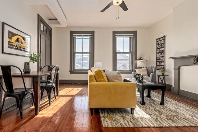 Foto del edificio - 126 E 13th St