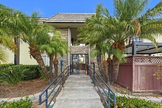 Building Photo - 6666 Beadnell Way