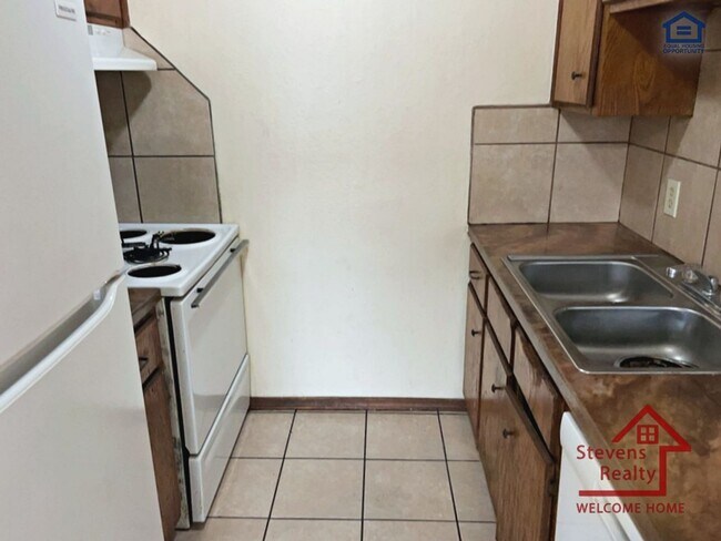 Foto del edificio - 1912 SW D Ave