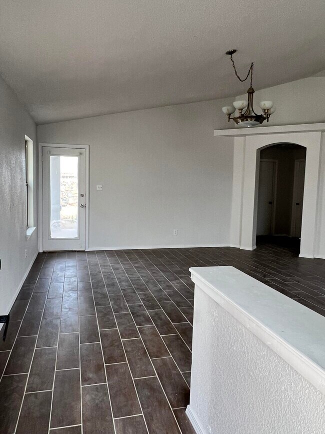 Building Photo - 3628 Tierra Alba Dr