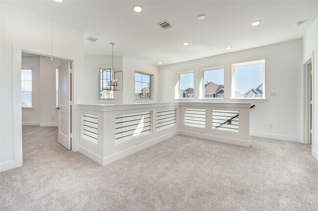 Foto del edificio - 1419 Shaded Rock Dr