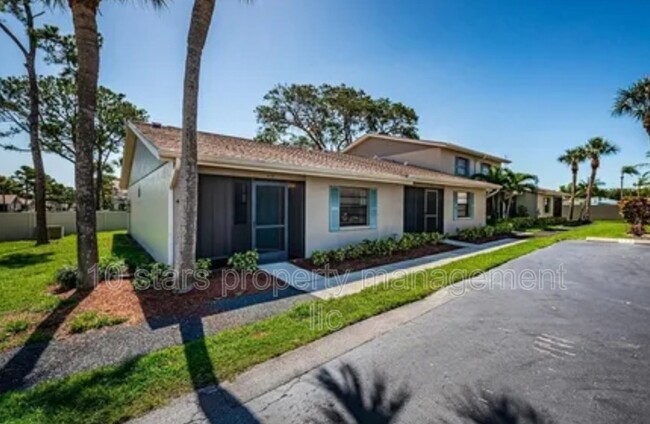 Foto del edificio - 2131 Ridge Rd S