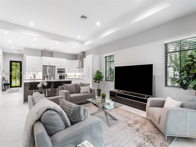 Foto del edificio - 1484 SW 32nd St