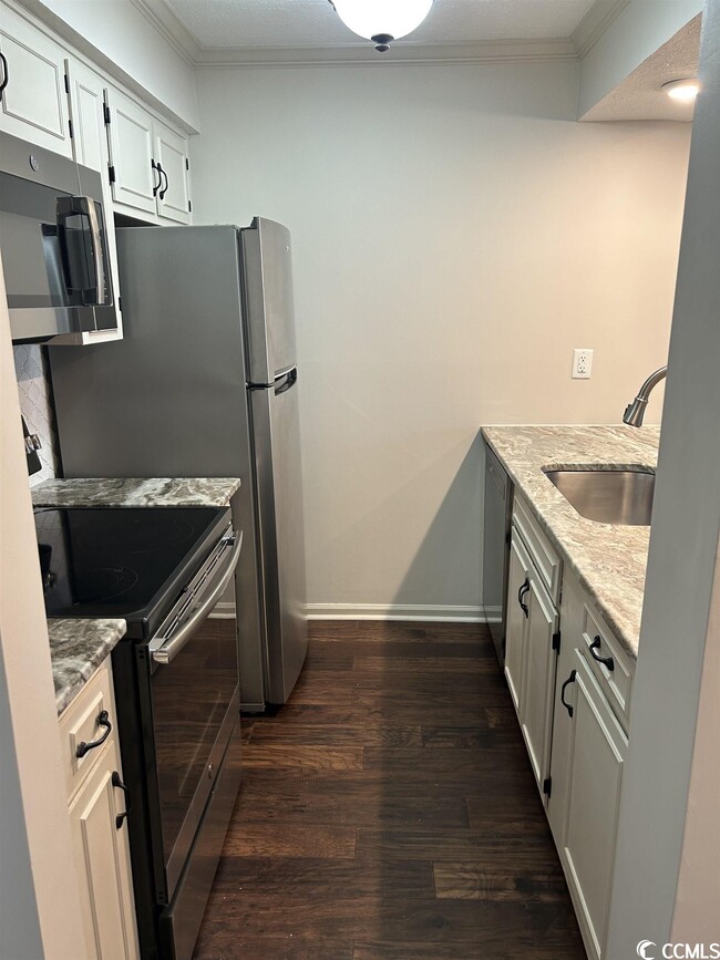 Building Photo - 4713 Cobblestone Dr