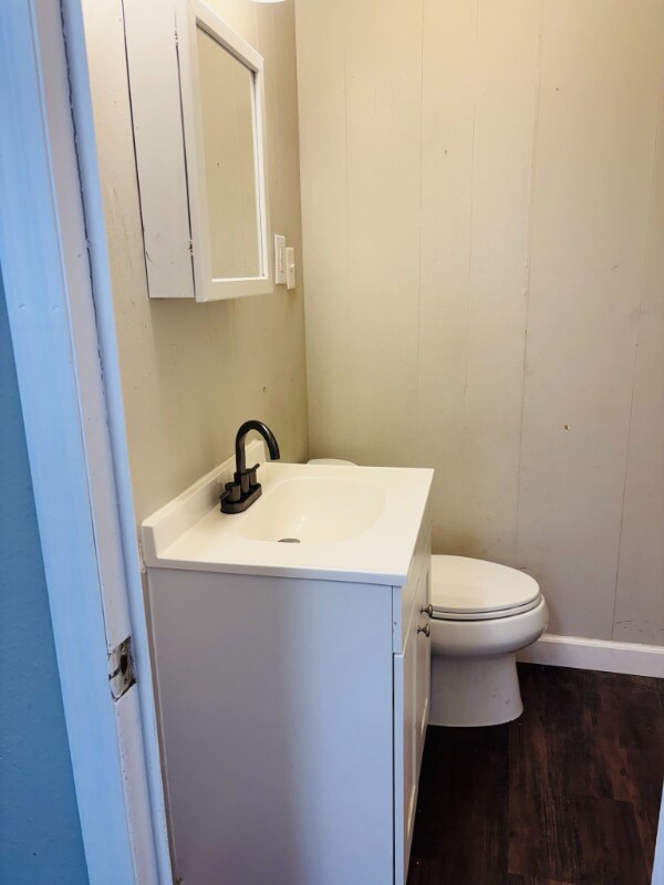 Foto del edificio - 110 Hall Ct