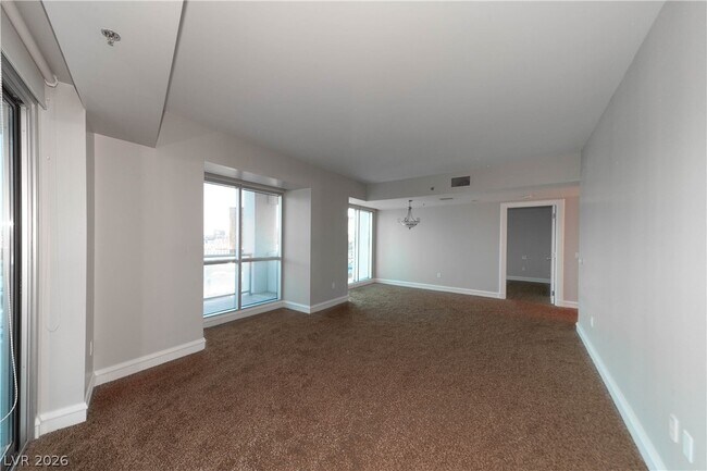 Foto del edificio - 2700 S Las Vegas Blvd