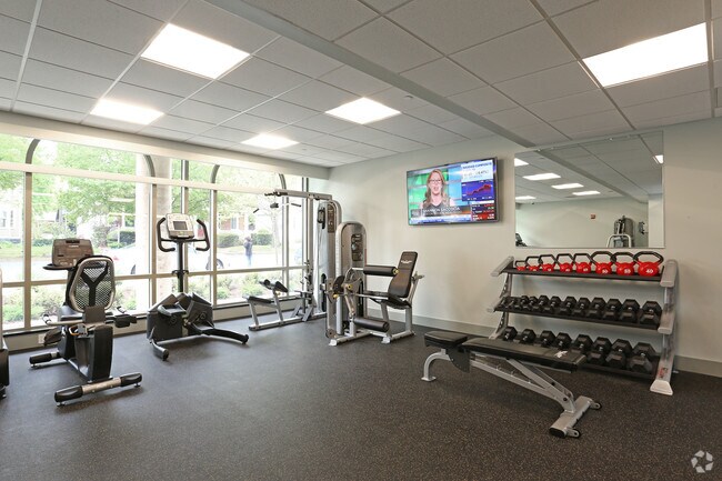 Gimnasio - Midd-Town Apartments