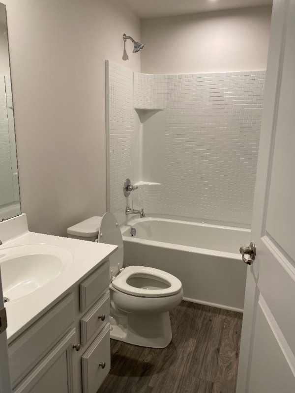 Building Photo - 4507 Valley Walk Dr