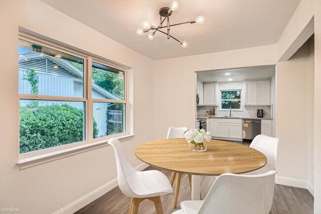 Foto del edificio - 4 br, 2 bath House - 11251 Mccree Road Sty...