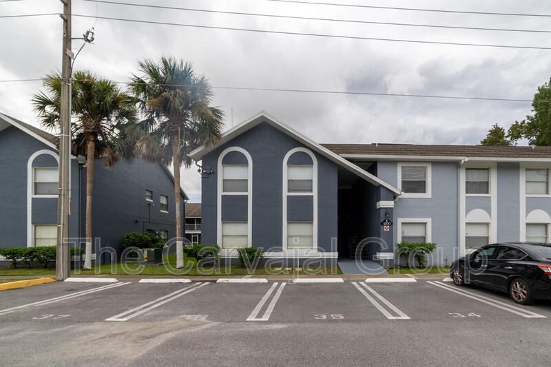 Primary Photo - 4100 Pershing Pointe Pl