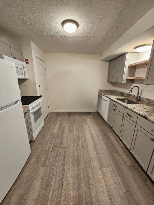 Building Photo - 40 Grondin Dr