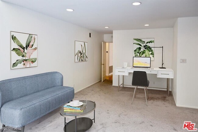 Foto del edificio - 2 br, 2 bath House - 1228 Peck Dr