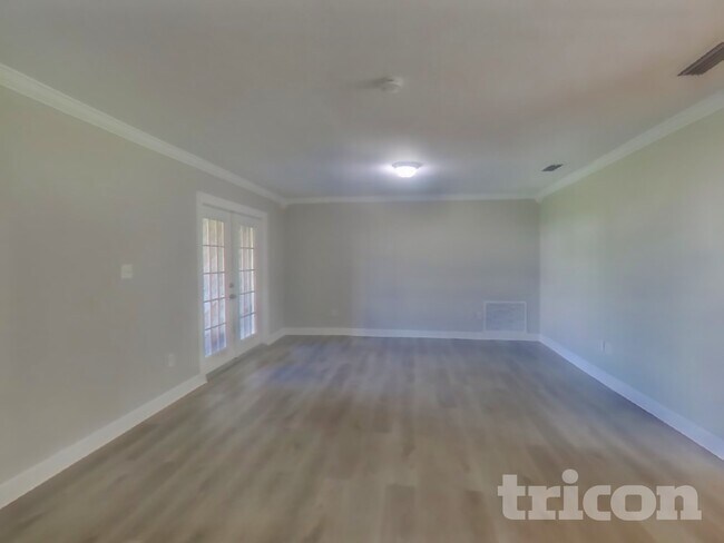 Foto del edificio - 268 Plumosa Dr