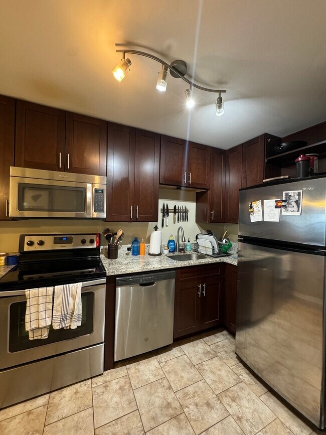 Foto del edificio - 1560 N Sandburg Terrace