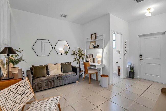 Foto del edificio - 1301 NW 207th St